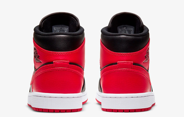 Nike Air Jordan 1 Mid "Banned" | 554724-074
